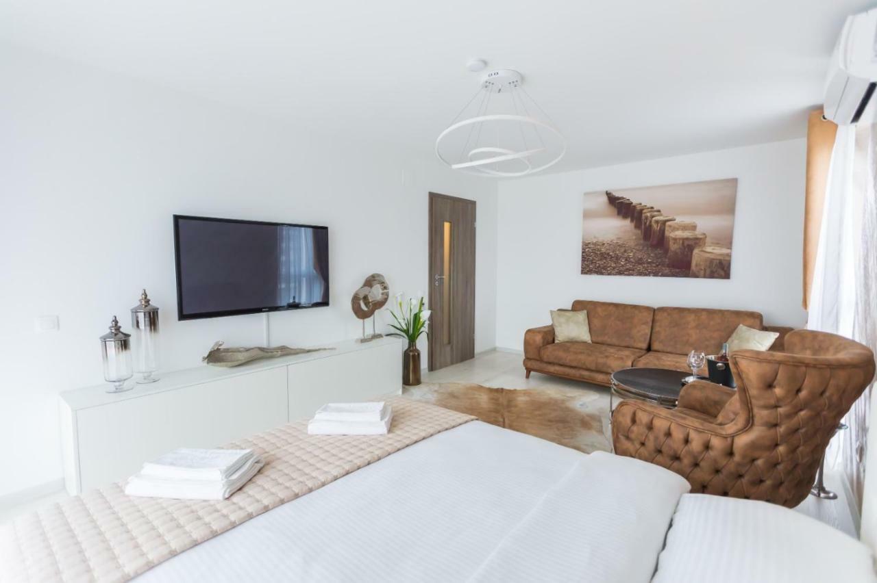Apartment Alonisos Lux Brašov Exteriér fotografie